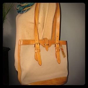 Dooney And Bourke Medium Tote Purse - image 1